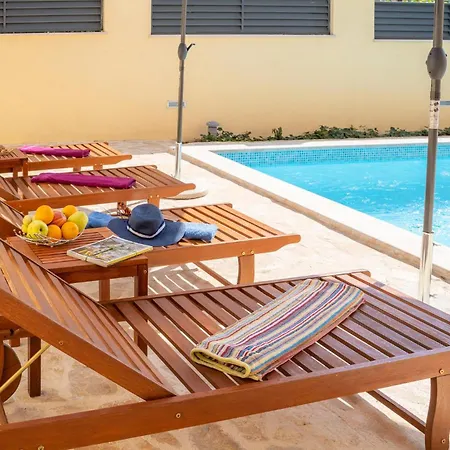 2 Bedroom Awesome In *